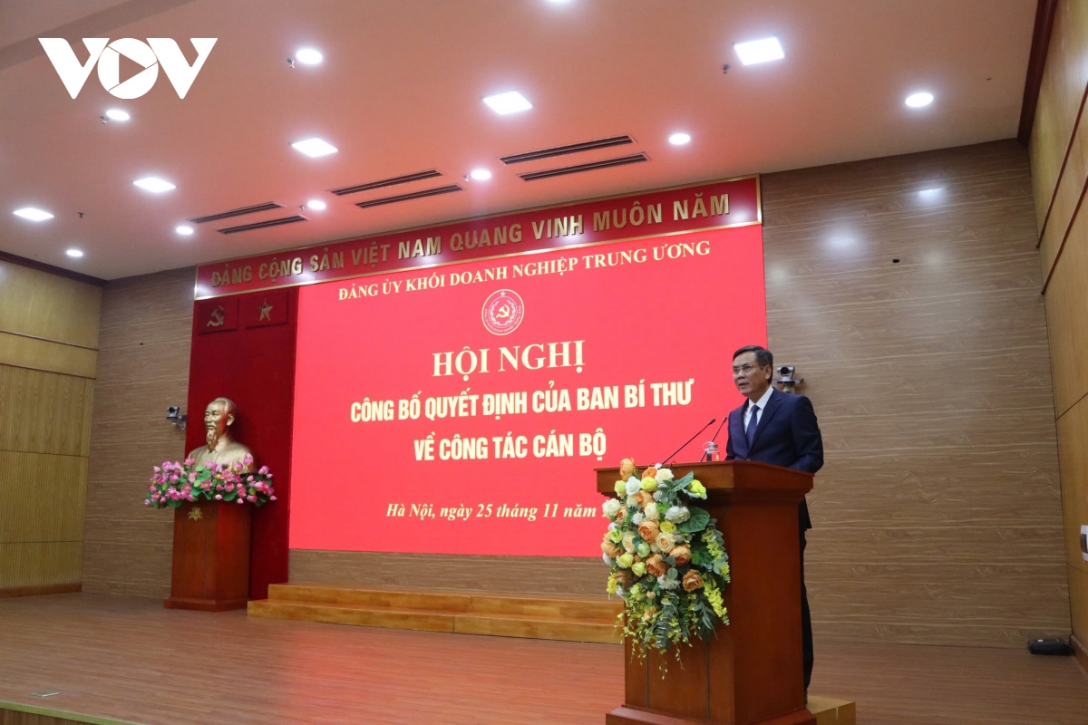 công bố quyết định của ban bí thư về công tác cán bộ hình ảnh 2 cong bo quyet dinh cua ban bi thu ve cong tac can bo hinh anh 2