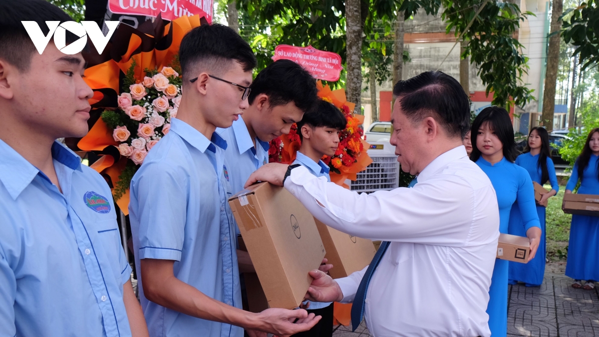 trường lilama 2 phải đào tạo được nhân lực chất lượng phục vụ sân bay long thành hình ảnh 3 truong lilama 2 phai dao tao duoc nhan luc chat luong phuc vu san bay long thanh hinh anh 3