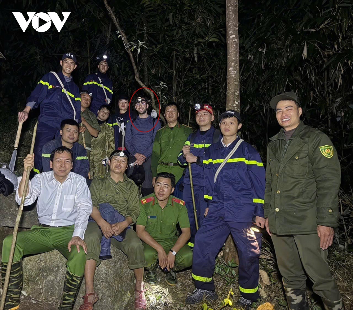 giải cứu du khách thụy sĩ đi lạc trong vườn quốc gia hoàng liên hình ảnh 1 giai cuu du khach thuy si di lac trong vuon quoc gia hoang lien hinh anh 1