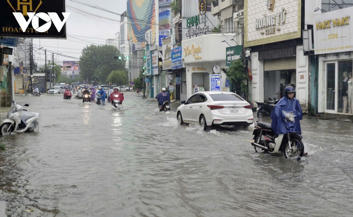 chum anh ngap lut o tinh thua thien hue hinh anh 11