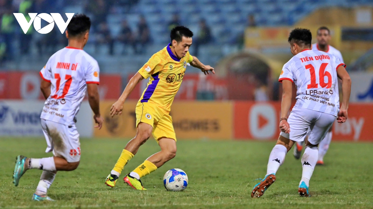 HLV Chu Đình Nghiêm thừa nhận sự thật phũ phàng sau trận Hà Nội FC 2-2 Hải Phòng
