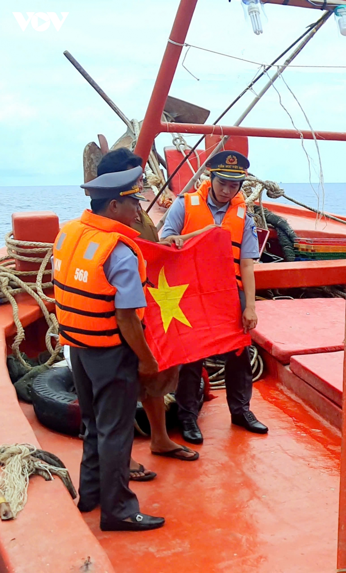 kiểm ngư vùng v tăng cường kiểm tra, kiểm soát, ngăn chặn khai thác iuu hình ảnh 2 kiem ngu vung v tang cuong kiem tra, kiem soat, ngan chan khai thac iuu hinh anh 2