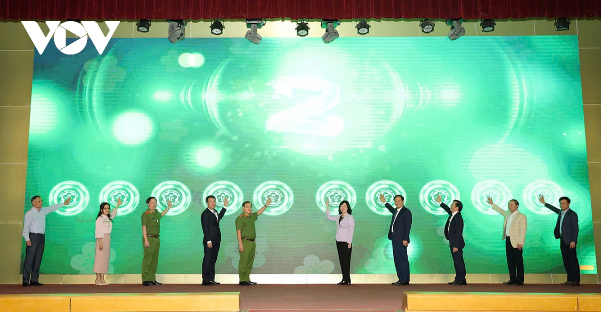 nạn nhân cuối cùng ở làng nủ điều trị tại bệnh viện bạch mai được xuất viện hình ảnh 6 nan nhan cuoi cung o lang nu dieu tri tai benh vien bach mai duoc xuat vien hinh anh 6