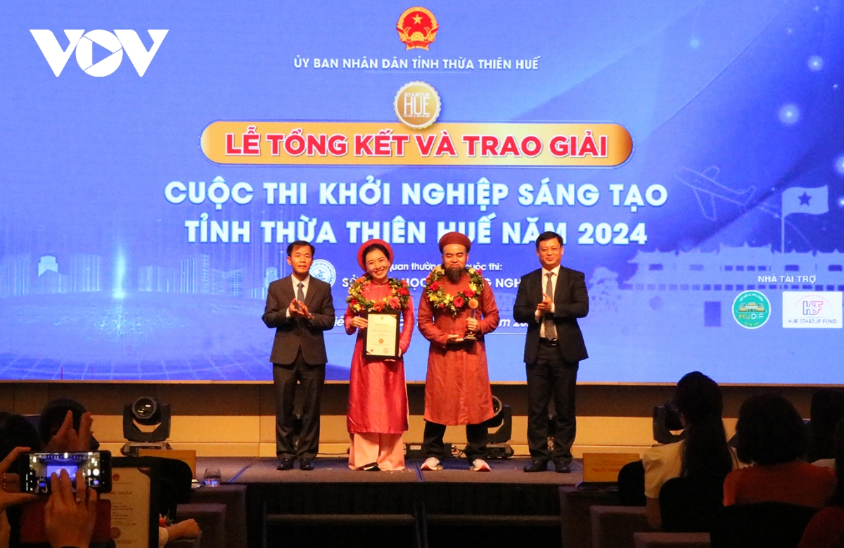 trao thưởng 15 dự án khởi nghiệp đổi mới sáng tạo thừa thiên huế 2024 hình ảnh 2 trao thuong 15 du an khoi nghiep doi moi sang tao thua thien hue 2024 hinh anh 2