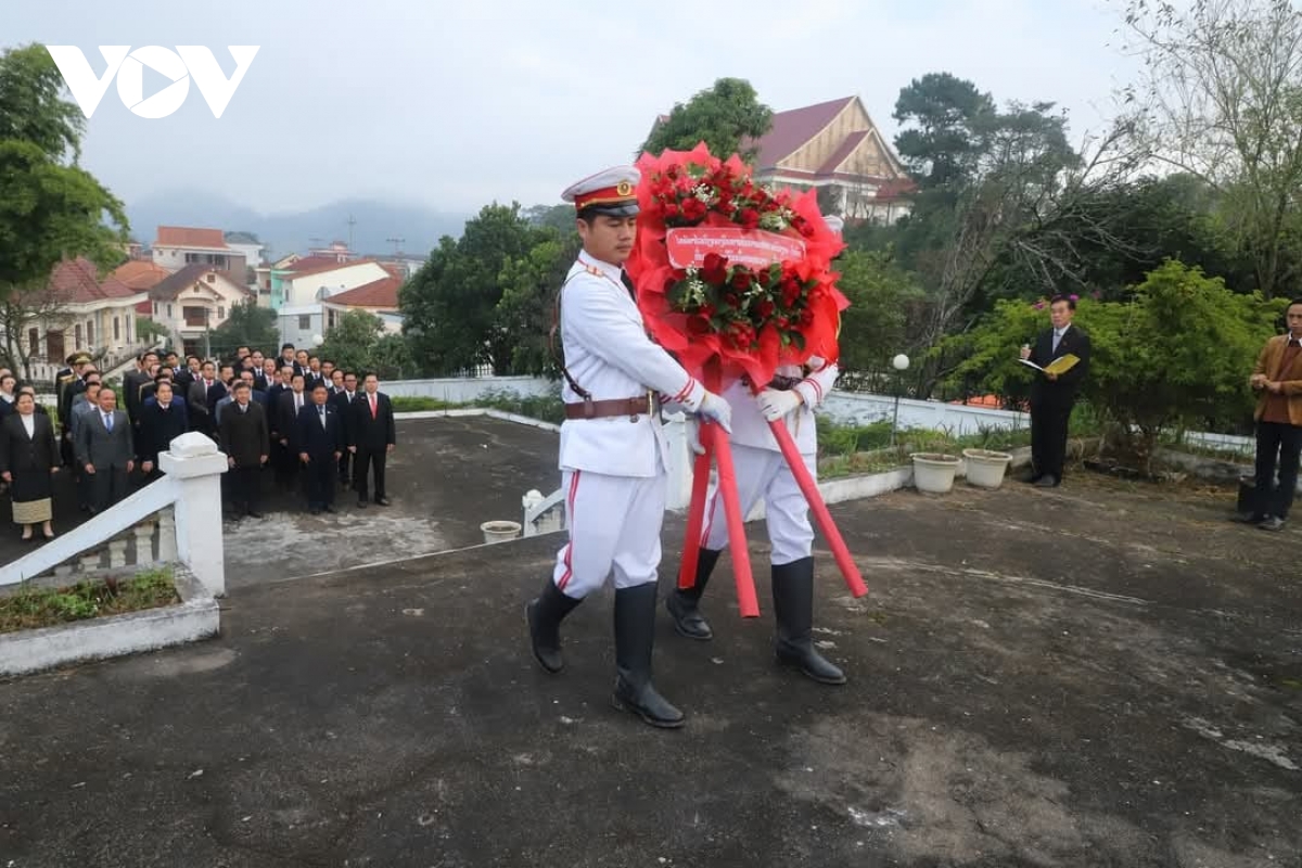 lao to chuc ky niem 49 nam ngay quoc khanh hinh anh 1