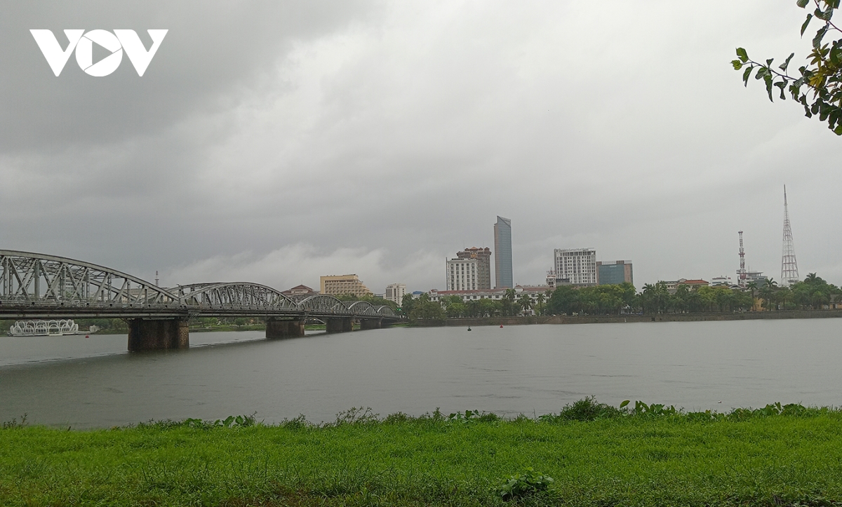thua thien hue tang luu luong van hanh dieu tiet ho chua thuy dien binh Dien hinh anh 2