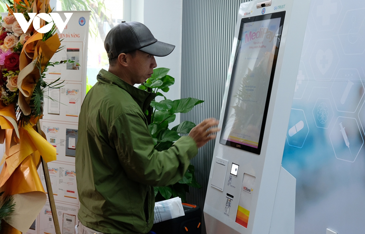bệnh viện Đà nẵng vận hành hệ thống kiosk y tế thông minh hình ảnh 3 benh vien Da nang van hanh he thong kiosk y te thong minh hinh anh 3