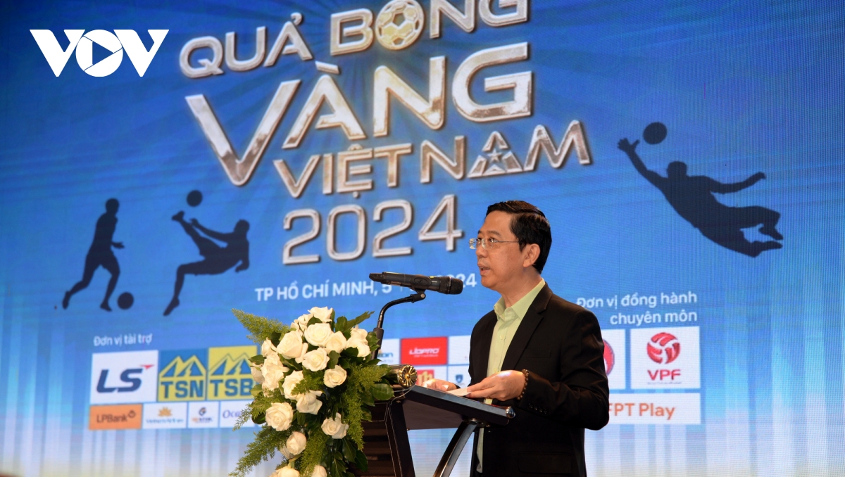 cựu tuyển thủ lê công vinh quả bóng vàng việt nam 2024 sẽ rất khó lường hình ảnh 1 cuu tuyen thu le cong vinh qua bong vang viet nam 2024 se rat kho luong hinh anh 1