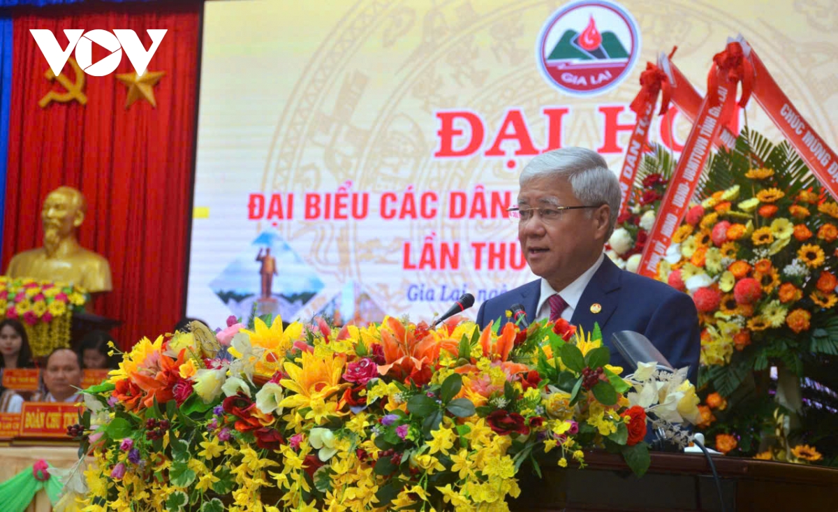 Ông Đỗ văn chiến dự Đại hội đại biểu các dân tộc thiểu số tỉnh gia lai hình ảnh 4 Ong Do van chien du Dai hoi dai bieu cac dan toc thieu so tinh gia lai hinh anh 4