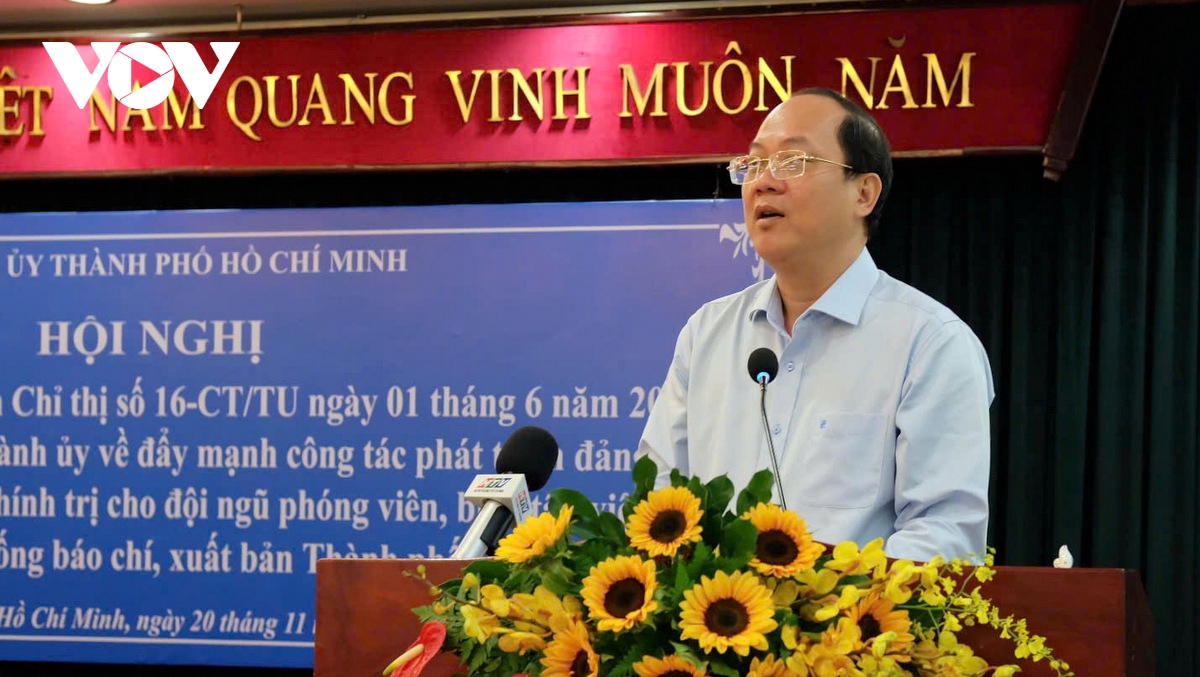 gần 50 phóng viên, biên tập viên các cơ quan báo chí tp.hcm là đảng viên hình ảnh 3 gan 50 phong vien, bien tap vien cac co quan bao chi tp.hcm la dang vien hinh anh 3