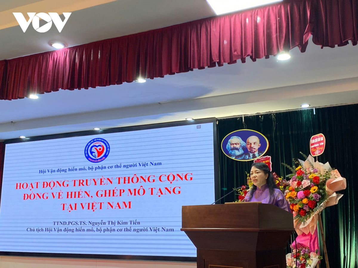 thanh lap chi hoi van dong hien mo, tang tai benh vien da khoa nong nghiep hinh anh 3