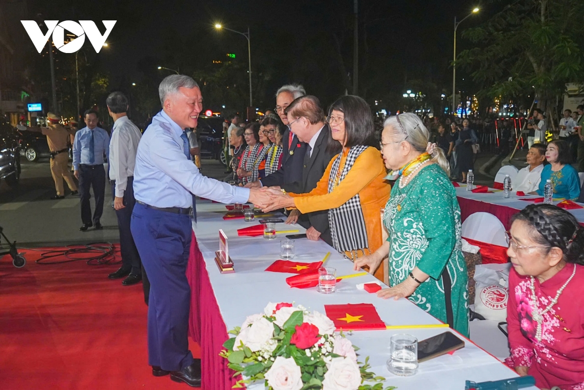 cầu truyền hình kỷ niệm 70 năm sự kiện tập kết ra bắc tại tp hải phòng hình ảnh 1 cau truyen hinh ky niem 70 nam su kien tap ket ra bac tai tp hai phong hinh anh 1