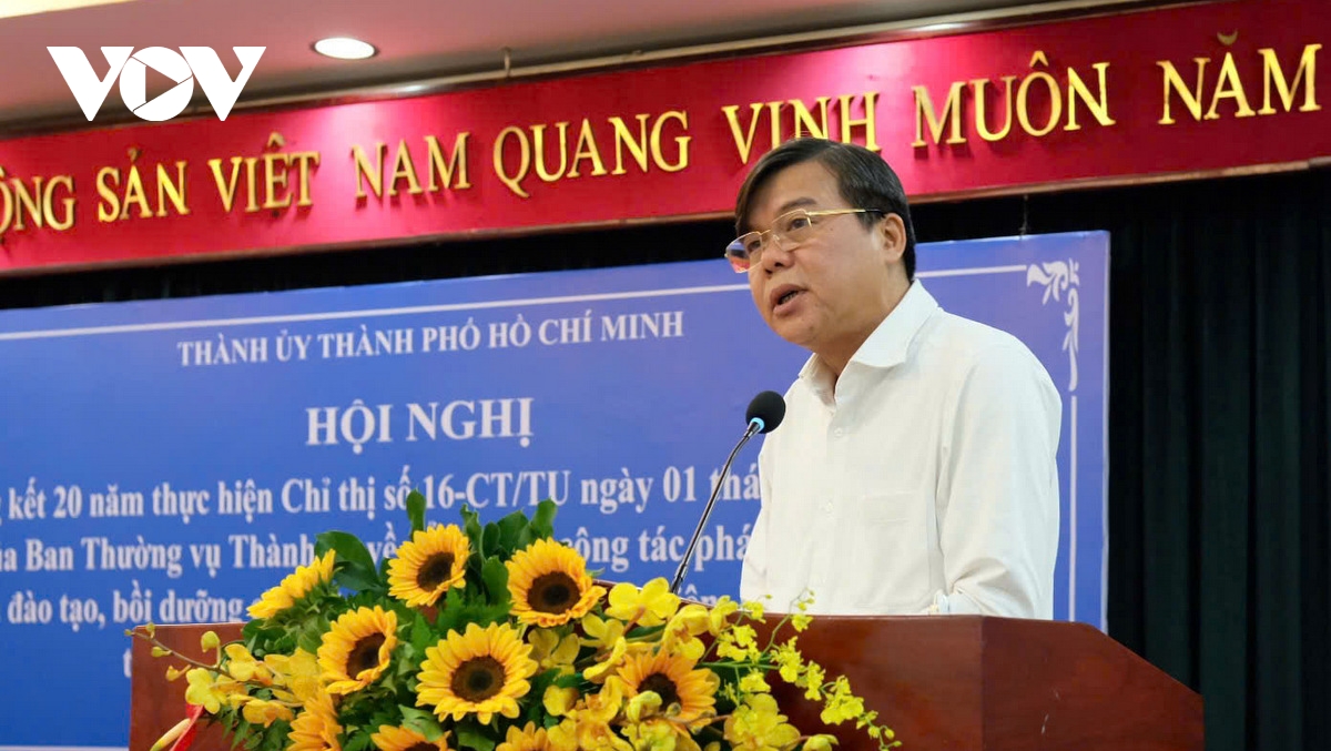 gần 50 phóng viên, biên tập viên các cơ quan báo chí tp.hcm là đảng viên hình ảnh 1 gan 50 phong vien, bien tap vien cac co quan bao chi tp.hcm la dang vien hinh anh 1