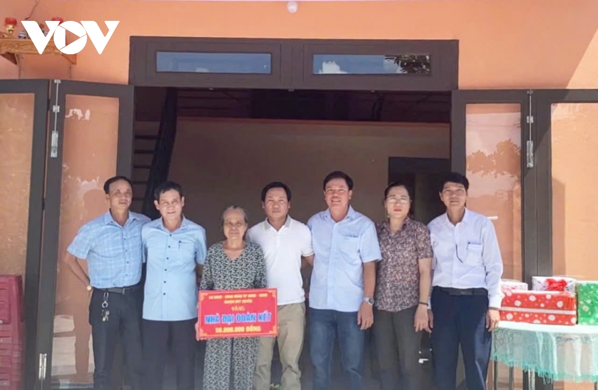 quảng nam đẩy nhanh tiến độ xóa nhà tạm, nhà dột nát hình ảnh 2 quang nam day nhanh tien do xoa nha tam, nha dot nat hinh anh 2