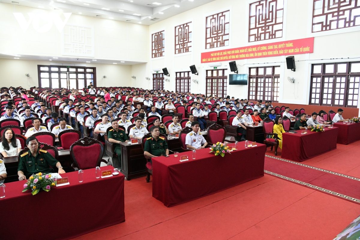 triển lãm hoàng sa, trường sa biển, đảo thiêng liêng tại kiên giang hình ảnh 7 trien lam hoang sa, truong sa bien, dao thieng lieng tai kien giang hinh anh 7