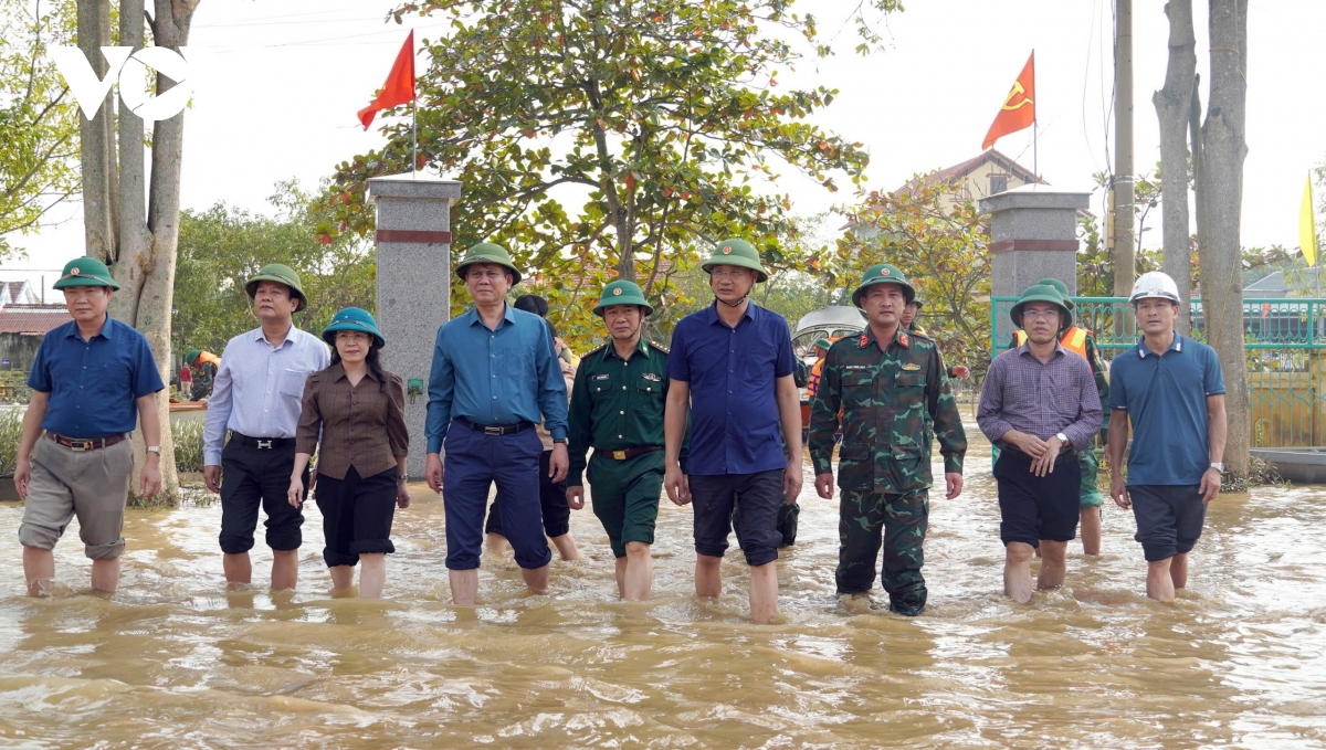 bí thư quảng bình lê ngọc quang kiểm tra tình hình khắc phục hậu quả mưa lũ hình ảnh 4 bi thu quang binh le ngoc quang kiem tra tinh hinh khac phuc hau qua mua lu hinh anh 4