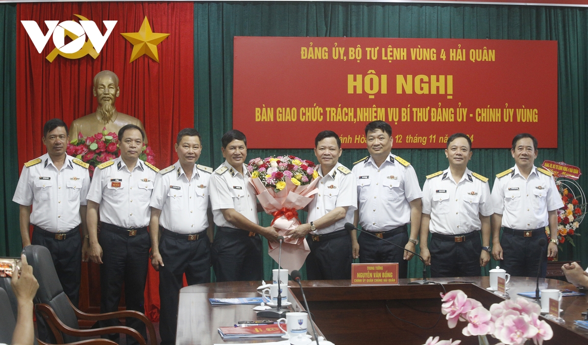 thuong ta bui xuan binh giu chuc chinh uy vung 4 hai quan hinh anh 2