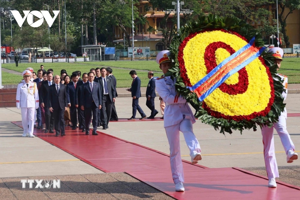 toàn cảnh chuyến thăm cấp nhà nước tới việt nam của quốc vương campuchia hình ảnh 2 toan canh chuyen tham cap nha nuoc toi viet nam cua quoc vuong campuchia hinh anh 2