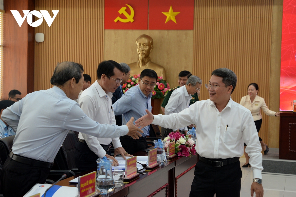 xác định vai trò của tp.hcm trong kỷ nguyên vươn mình hình ảnh 3 xac dinh vai tro cua tp.hcm trong ky nguyen vuon minh hinh anh 3
