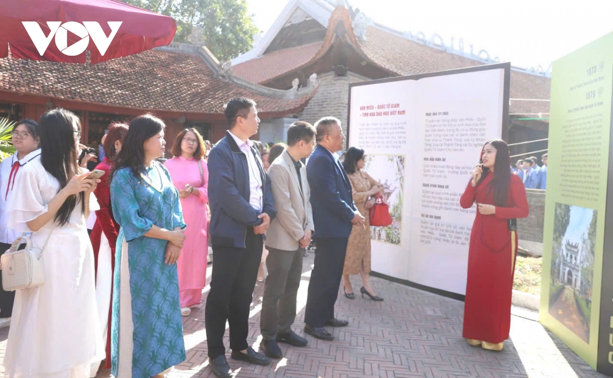 triển lãm văn miếu - quốc tử giám và truyền thống khoa bảng hải phòng hình ảnh 2 trien lam van mieu - quoc tu giam va truyen thong khoa bang hai phong hinh anh 2