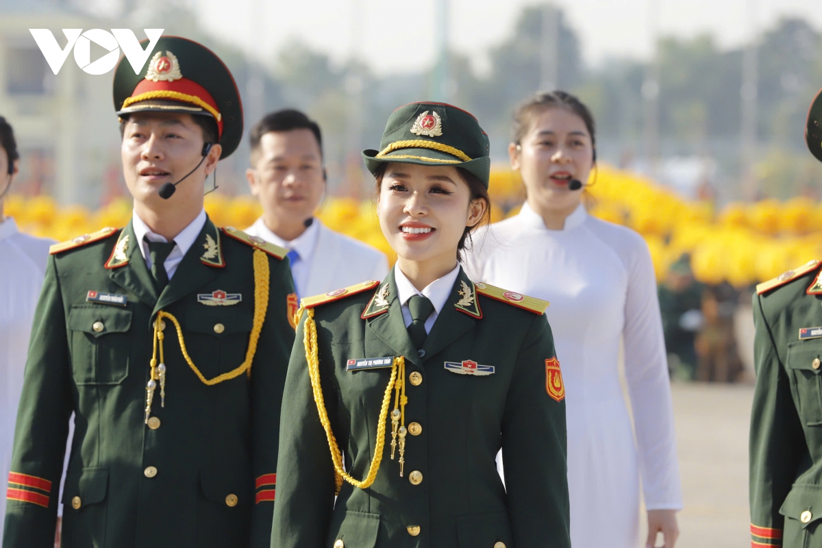 Đại tướng phan văn giang kiểm tra, tổng duyệt triển lãm quốc phòng quốc tế việt nam hình ảnh 6 Dai tuong phan van giang kiem tra, tong duyet trien lam quoc phong quoc te viet nam hinh anh 6