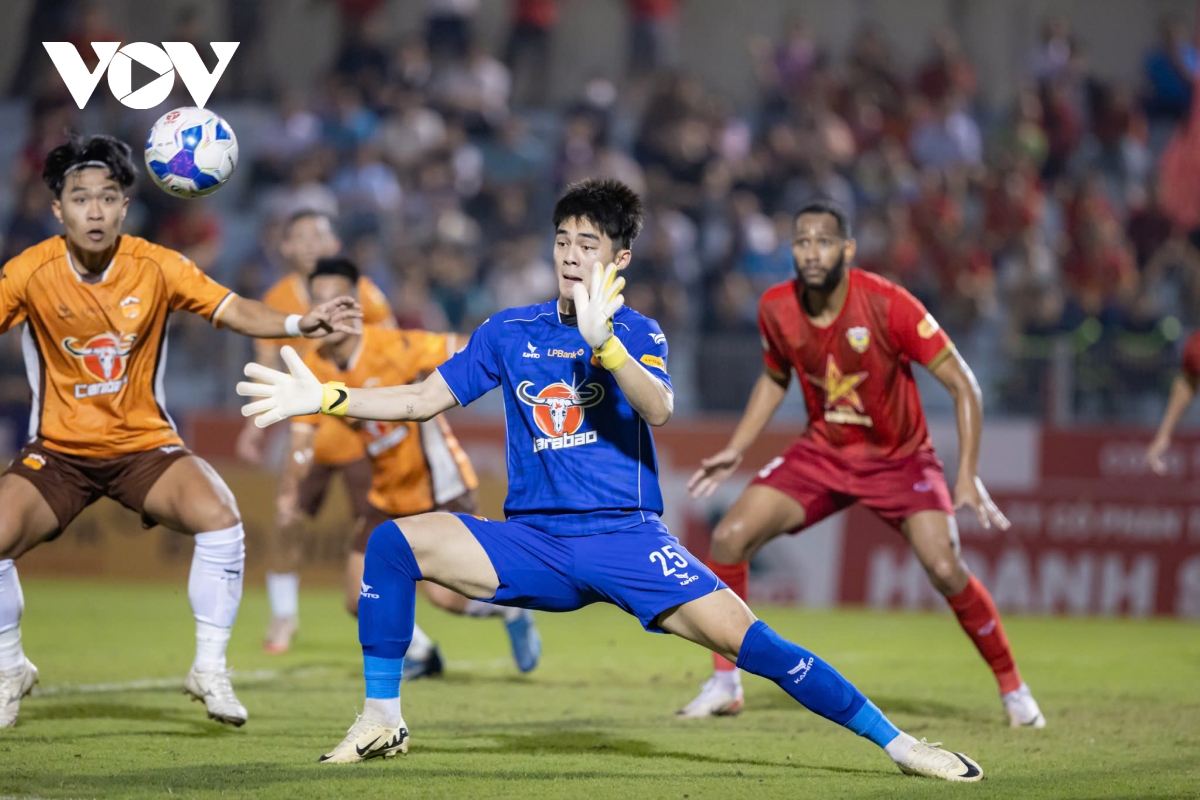Kết quả vòng 8 V-League 2024/2025: Hà Tĩnh gieo sầu cho HAGL