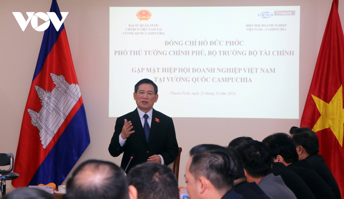 phó thủ tướng hồ Đức phớc gặp gỡ cộng đồng doanh nghiệp việt nam tại campuchia hình ảnh 1 pho thu tuong ho Duc phoc gap go cong dong doanh nghiep viet nam tai campuchia hinh anh 1