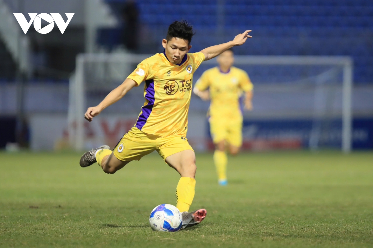 ket qua vong 9 v-league 24 25 ha noi fc gay that vong truoc quang nam hinh anh 8