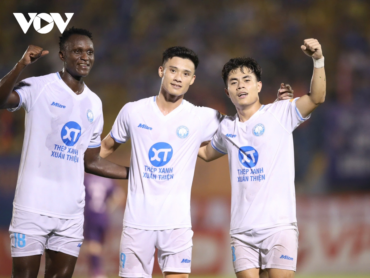 Kết quả vòng 9 V-League: Nam Định thắng đậm Bình Dương, Thanh Hóa hạ Đà Nẵng