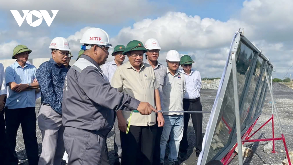 tỉnh quảng trị giải ngân đầu tư công đạt 73,8 kế hoạch năm hình ảnh 2 tinh quang tri giai ngan dau tu cong dat 73,8 ke hoach nam hinh anh 2