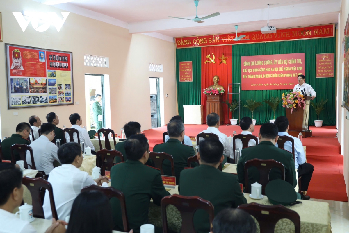 chủ tịch nước lương cường thăm cán bộ, chiến sỹ đồn biên phòng bát mọt hình ảnh 3 chu tich nuoc luong cuong tham can bo, chien sy don bien phong bat mot hinh anh 3