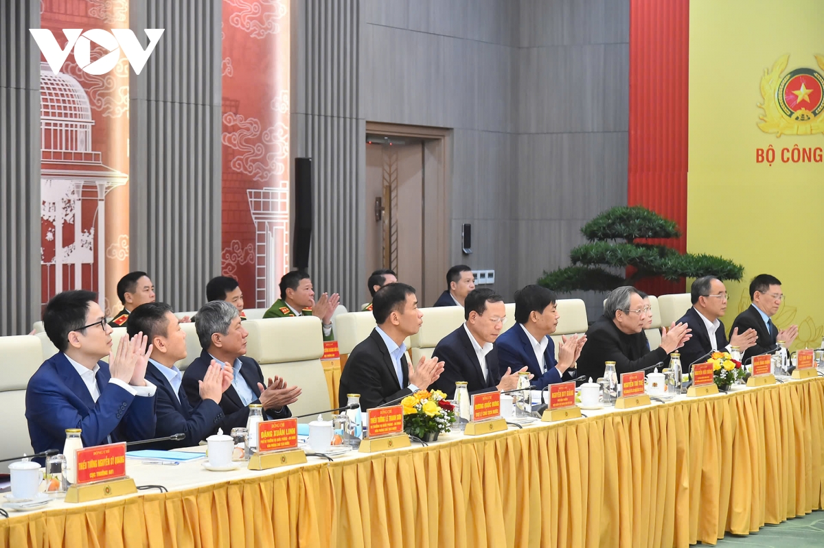 chủ tịch nước lương cường thăm và làm việc với bộ công an hình ảnh 6 chu tich nuoc luong cuong tham va lam viec voi bo cong an hinh anh 6