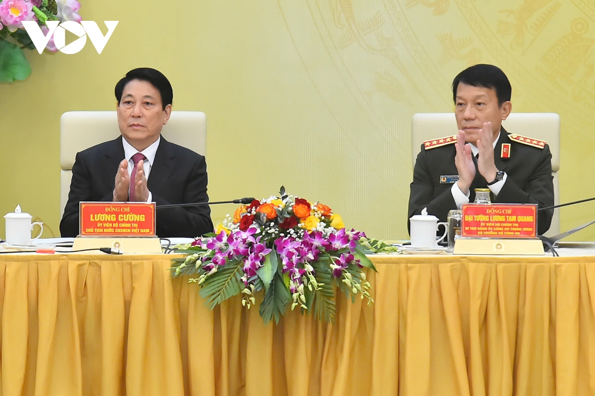 chủ tịch nước lương cường thăm và làm việc với bộ công an hình ảnh 3 chu tich nuoc luong cuong tham va lam viec voi bo cong an hinh anh 3