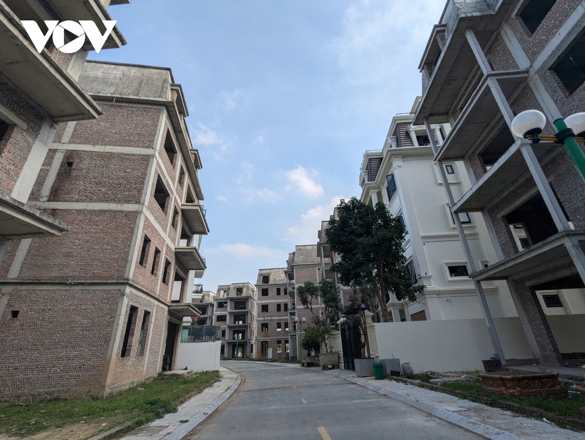 cận cảnh khu đô thị có hàng trăm biệt thự triệu đô bị bỏ hoang ở hà nội hình ảnh 13 can canh khu do thi co hang tram biet thu trieu do bi bo hoang o ha noi hinh anh 13