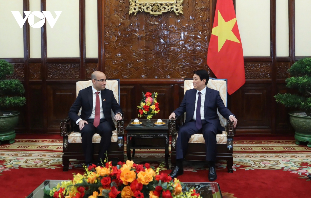 Chủ tịch nước Lương Cường tiếp Đại sứ Algeria đến chào từ biệt