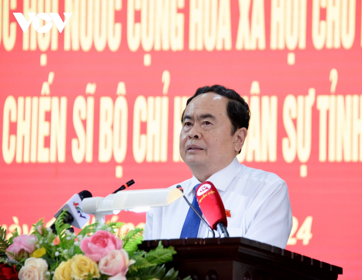 chủ tịch quốc hội thăm cán bộ, chiến sỹ bộ chỉ huy quân sự tỉnh hậu giang hình ảnh 3 chu tich quoc hoi tham can bo, chien sy bo chi huy quan su tinh hau giang hinh anh 3
