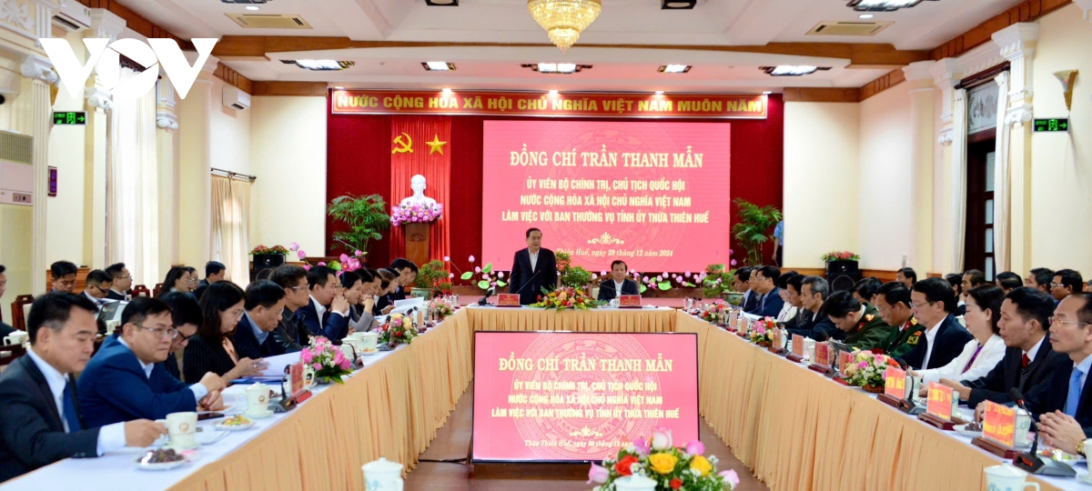 chủ tịch quốc hội thừa thiên huế phải đi tắt, đón đầu để phát triển kt-xh hình ảnh 3 chu tich quoc hoi thua thien hue phai di tat, don dau de phat trien kt-xh hinh anh 3