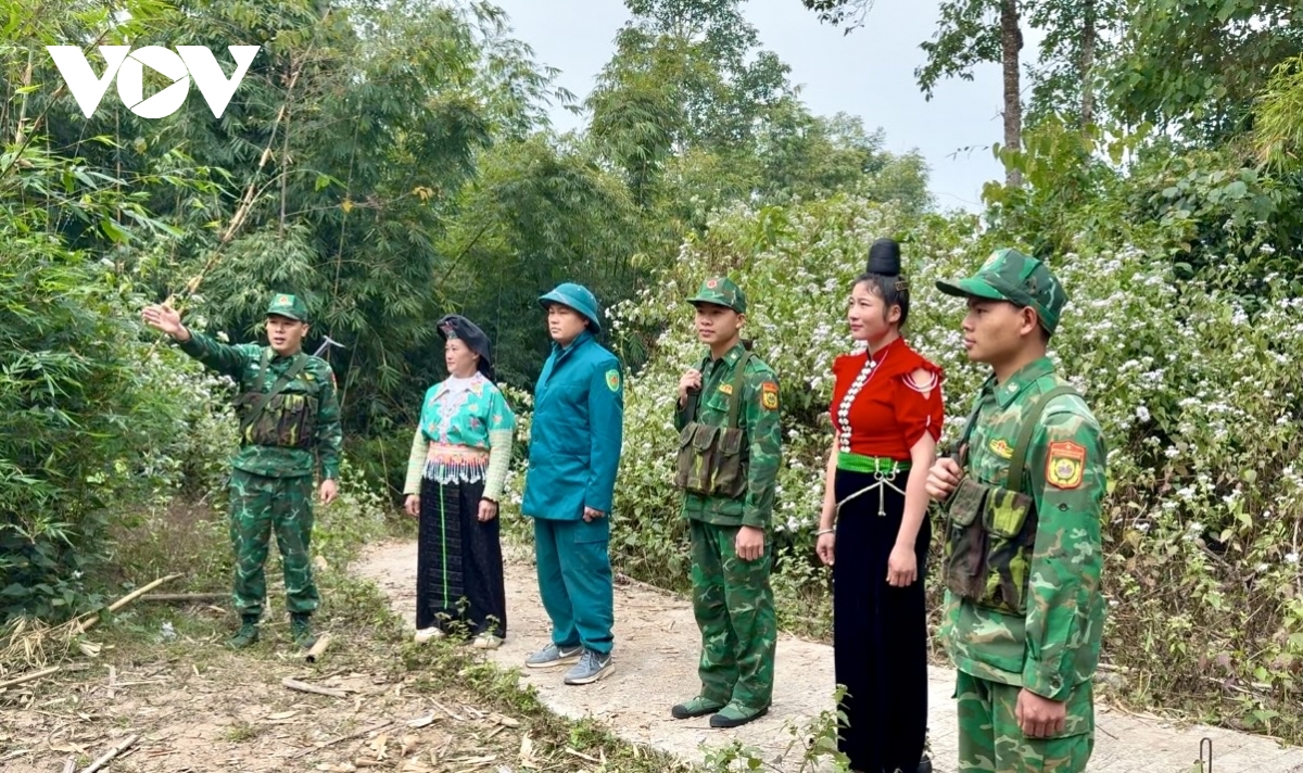 buoc chan tuan tra tham lang cua nhung nguoi linh noi bien cuong ngay cuoi nam hinh anh 6