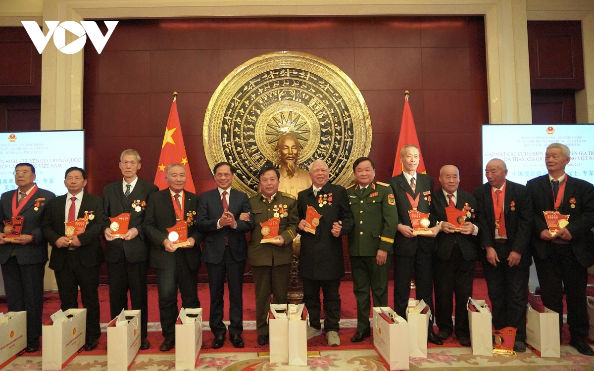 bộ quốc phòng việt nam gặp mặt cựu chiến binh, chuyên gia trung quốc hình ảnh 5 bo quoc phong viet nam gap mat cuu chien binh, chuyen gia trung quoc hinh anh 5