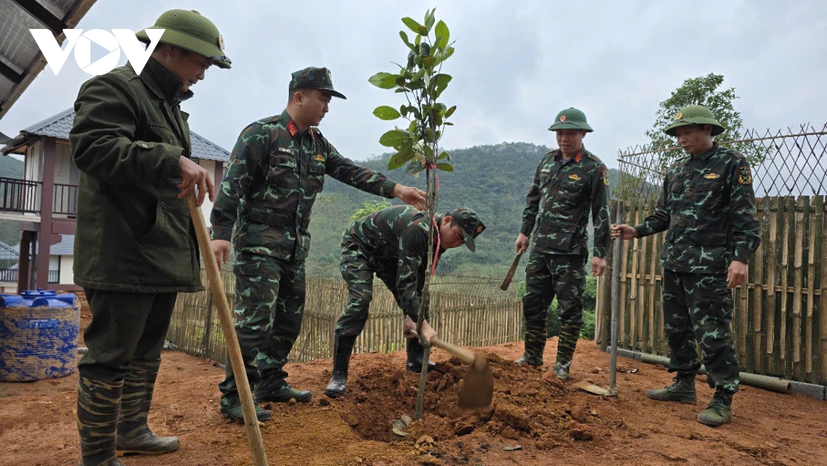người dân tái định cư làng nủ bắt đầu dọn về nhà mới hình ảnh 3 nguoi dan tai dinh cu lang nu bat dau don ve nha moi hinh anh 3