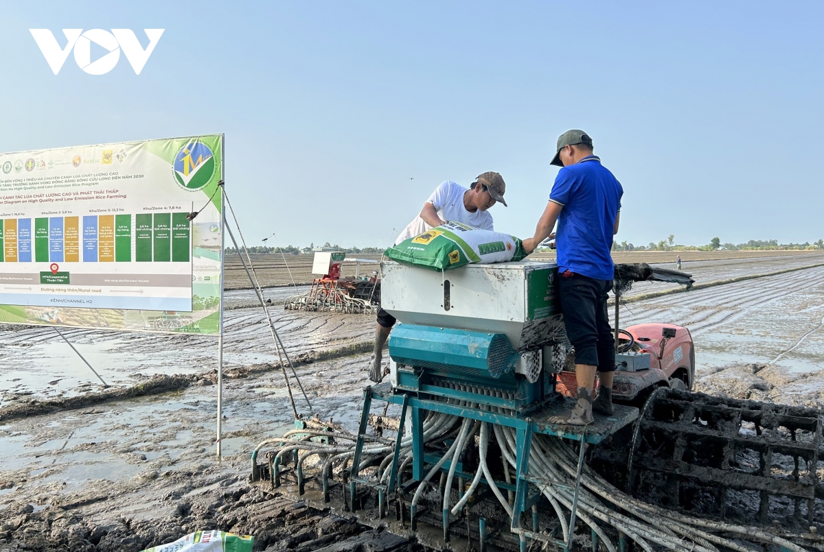 tạo luồng gió mới để vựa lúa Đồng bằng vững bước trong kỷ nguyên vươn mình hình ảnh 1 tao luong gio moi de vua lua Dong bang vung buoc trong ky nguyen vuon minh hinh anh 1