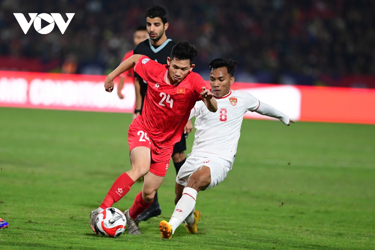 ket qua asean cup 2024 toi 15 12 quang hai ghi ban, Dt viet nam ha dep indonesia hinh anh 39