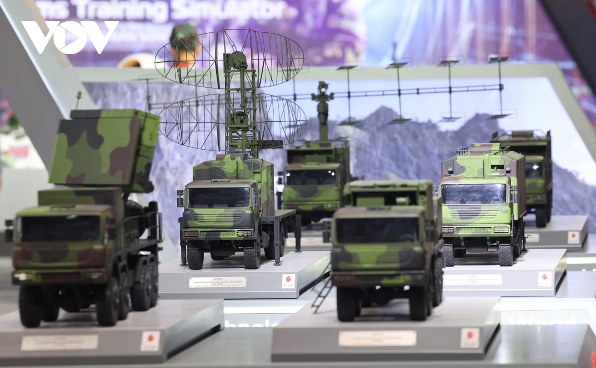 việt nam giới thiệu mẫu radar chuyên bắt máy bay tàng hình hình ảnh 1 viet nam gioi thieu mau radar chuyen bat may bay tang hinh hinh anh 1