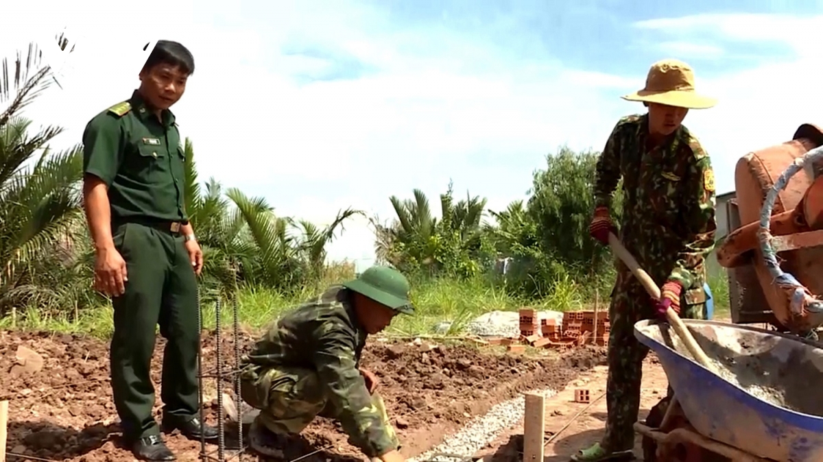 Đồn biên phòng long hòa - Điểm tựa vững chắc cho người dân vùng biên giới biển hình ảnh 1 Don bien phong long hoa - Diem tua vung chac cho nguoi dan vung bien gioi bien hinh anh 1