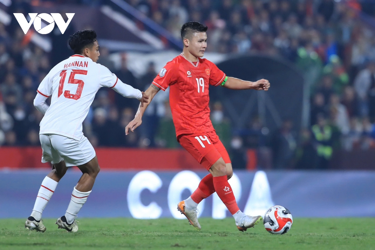 Toàn cảnh ĐT Việt Nam 1-0 ĐT Indonesia: Quang Hải hóa người hùng