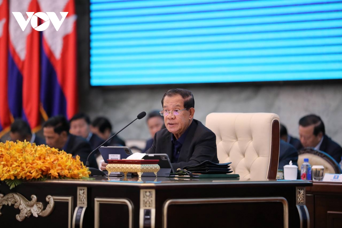 Ông Hun Sen chỉ đạo cải cách cương lĩnh chính trị của đảng Nhân dân Campuchia