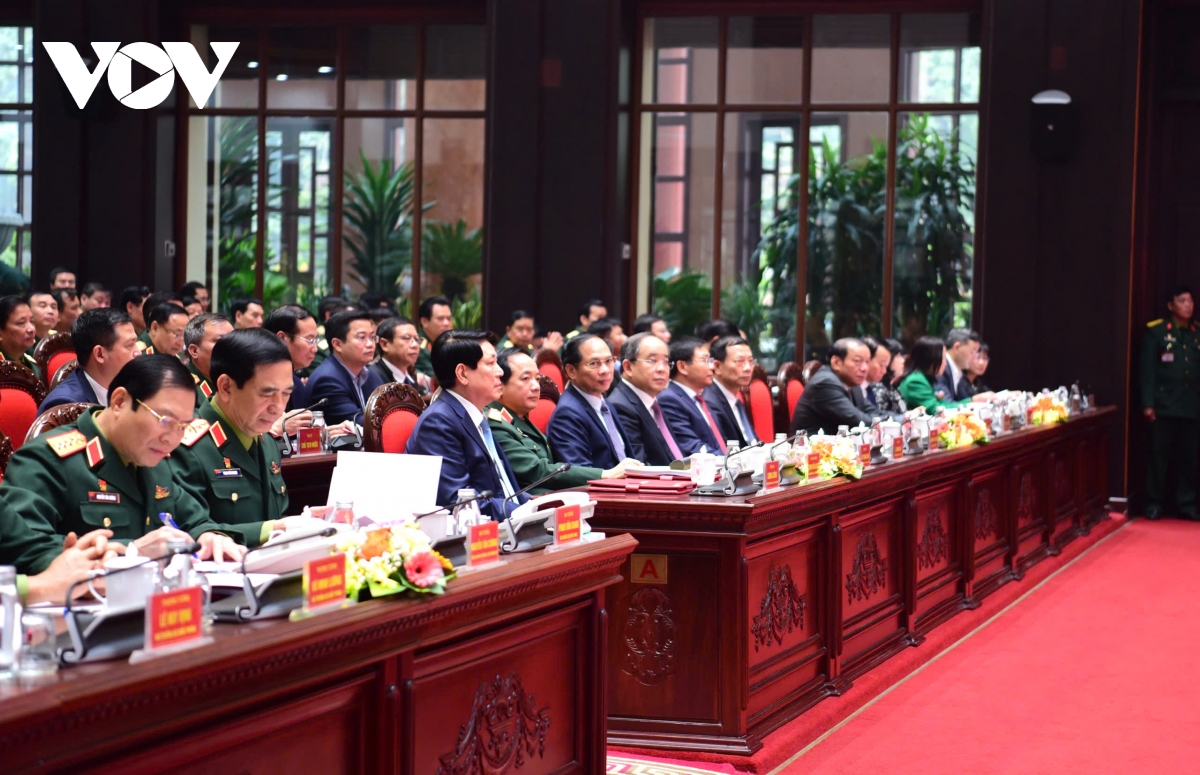 chủ tịch nước lương cường dự hội nghị quân chính toàn quân năm 2024 hình ảnh 4 chu tich nuoc luong cuong du hoi nghi quan chinh toan quan nam 2024 hinh anh 4