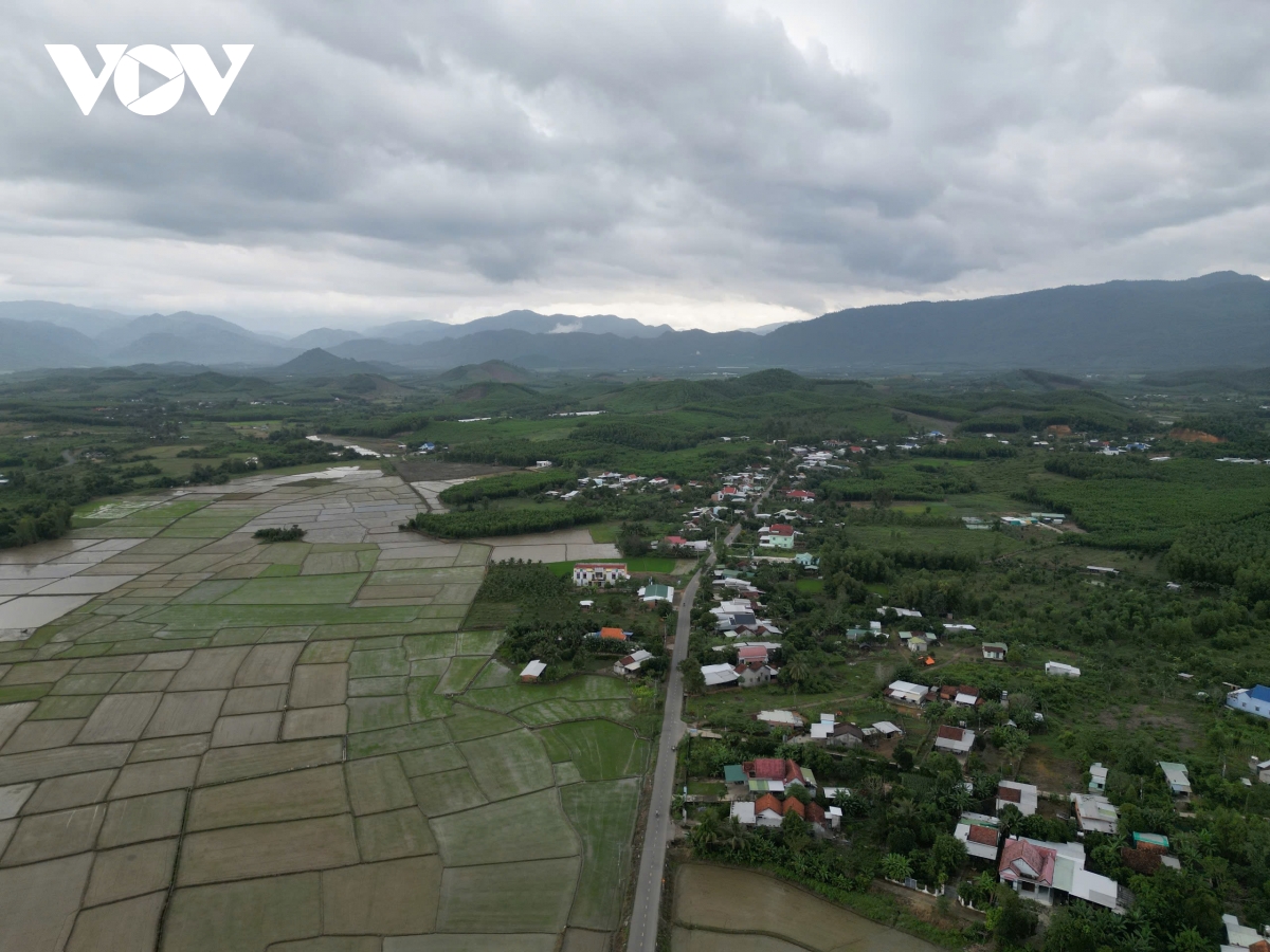 già làng tuyên truyền đồng bào dân tộc thiểu số giữ đất, làm giàu hình ảnh 3 gia lang tuyen truyen dong bao dan toc thieu so giu dat, lam giau hinh anh 3