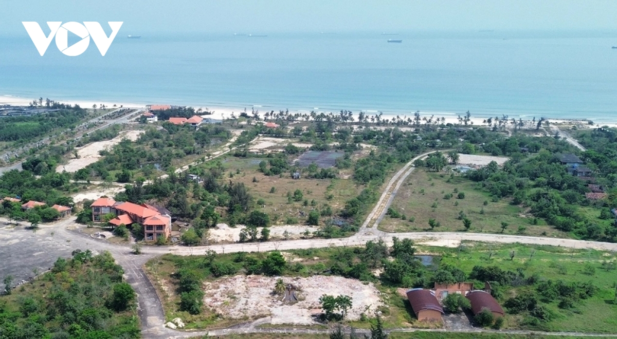 hon 100 du an o quang ngai cham tien do, lang phi quy dat hinh anh 1