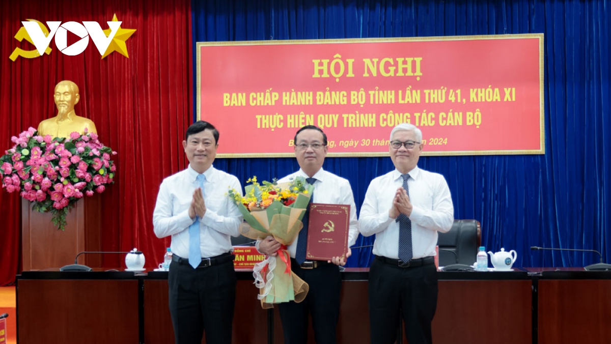 Ong nguyen loc ha duoc bau lam pho bi thu tinh uy binh duong hinh anh 2